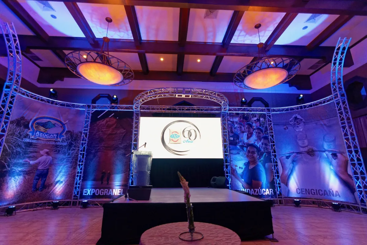 Escenario corporativo Expogranel