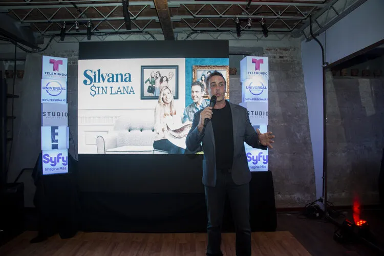 Lanzamiento Telemundo Universal